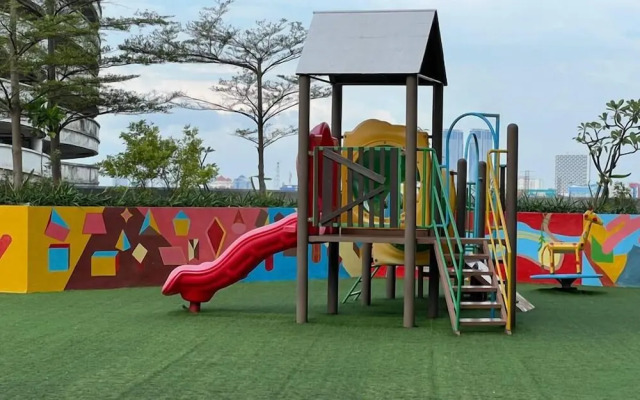 Good Location And Serene 2Br At Linden Apartment