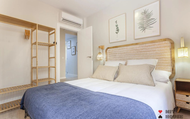 Mit House Latina En Madrid