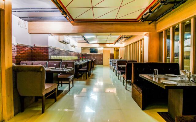 Fabhotel Palash Residency