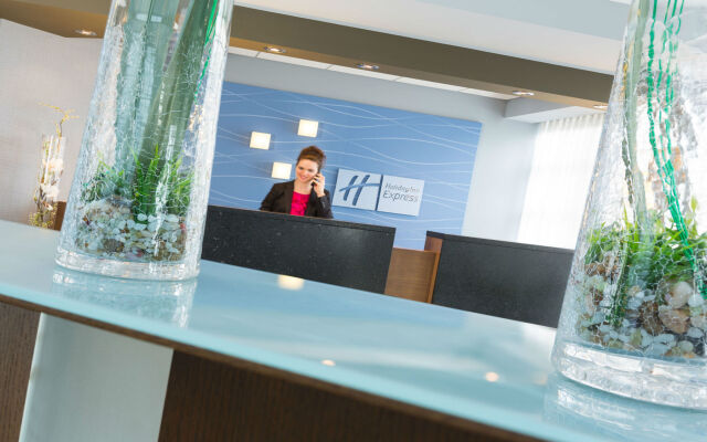 Holiday Inn Express Quebec City - Sainte Foy, an IHG Hotel