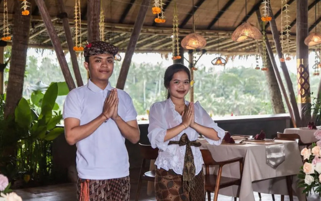 Teba Suci Suite