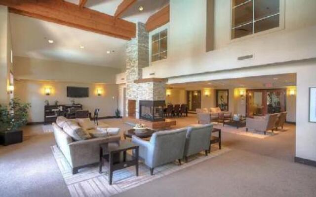 Waterscapes Resort by DKRA