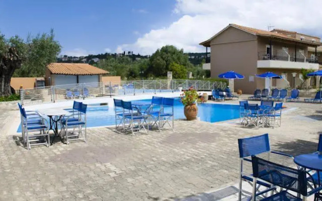 Olive Grove Studios & Apartments