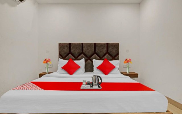 OYO Flagship 804502 Townhouse Hotel Grand