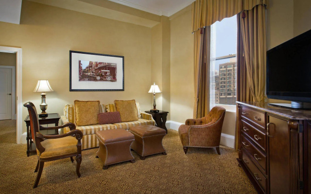 The Roosevelt New Orleans, A Waldorf Astoria Hotel
