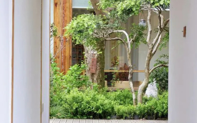 Yizhaiyisheng Guesthouse