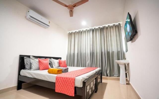 Yellow Bells Signature