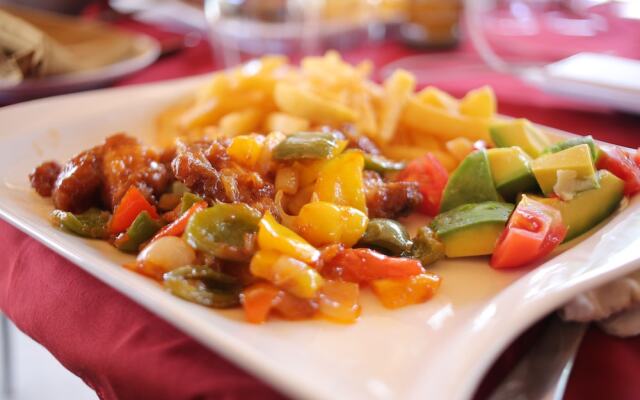 Entebbe Palm Hotel