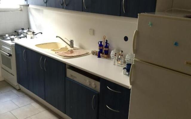 50 Steps From The Sea