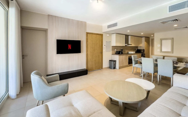 Xuru Stays I Homestyle & Summery 1bdr@ Mangroovy Free Beach Pool