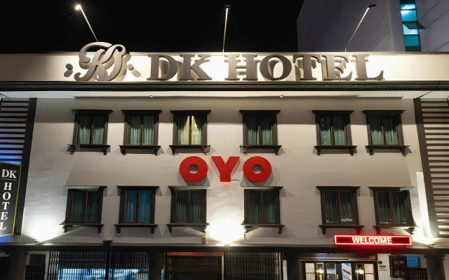 Oyo 490 Dk Hotel