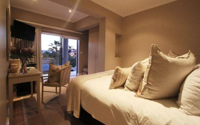 Sunset Beach Lodge & Spa