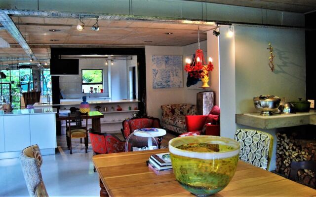 The Bright House Villa