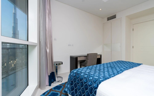 SuperHost- Stunning Burj View 2BR in Downtown Dubai