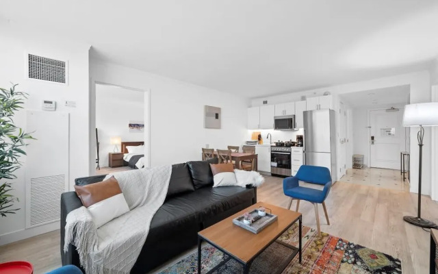 Stylish 2br/3ba Cozysuites on the Boardwalk!