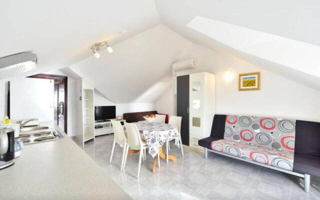 Apartments Sanda 2