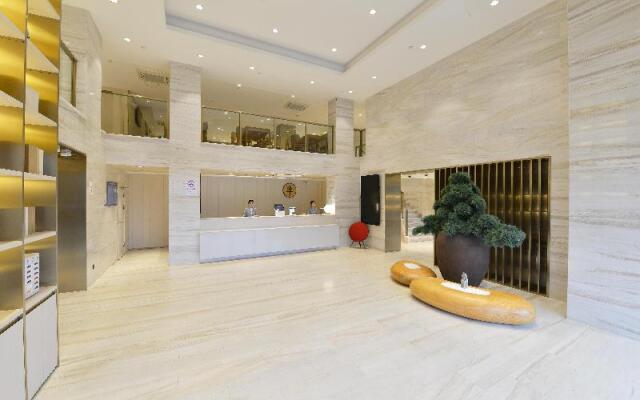 Ji Hotel Shanghai Caohejing Lotus Road