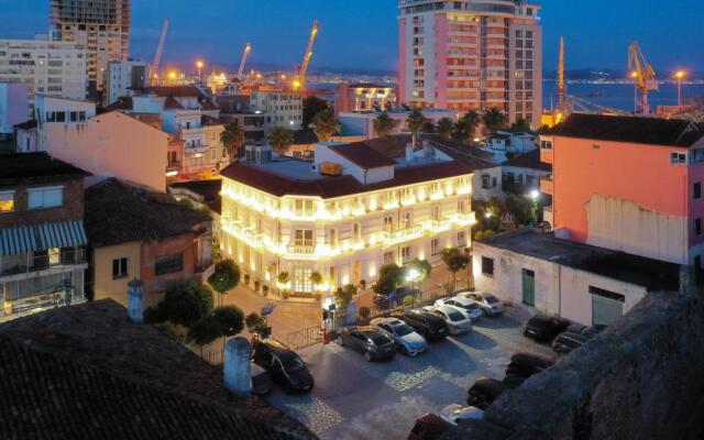 Giulia Albérgo Hotel