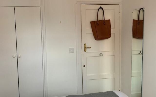 Contemporary & Captivating 2BD Flat - Westminster!