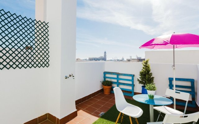 Studio In Malaga, With Wonderful City View, Furnished Terrace And Wifi