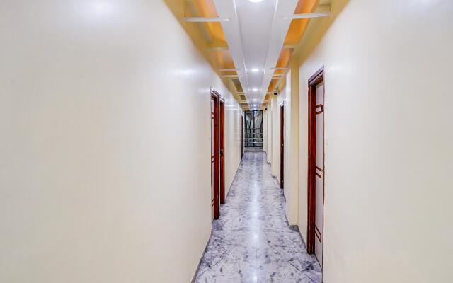 OYO 68808 Hotel Raghav