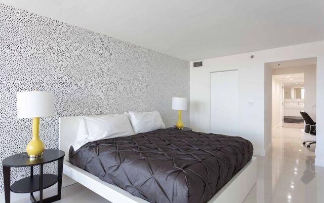 Modern And Bright Penthouse With Ocean View