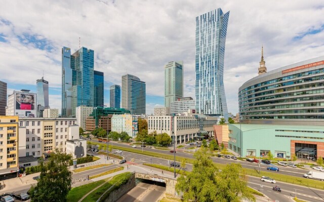 Apartment With View Zlota 61 by Renters