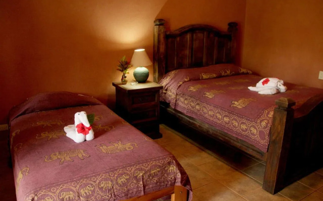 Luna Lodge