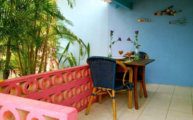 Caribbean Flower Appartementen