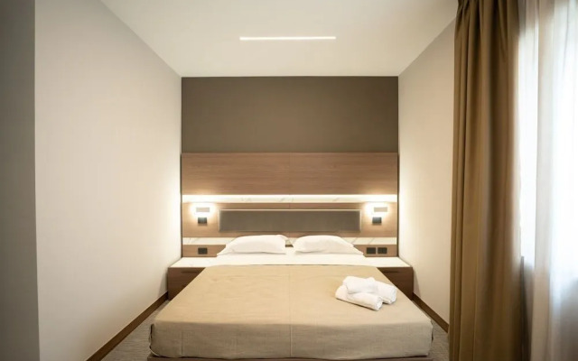 Building Hotel