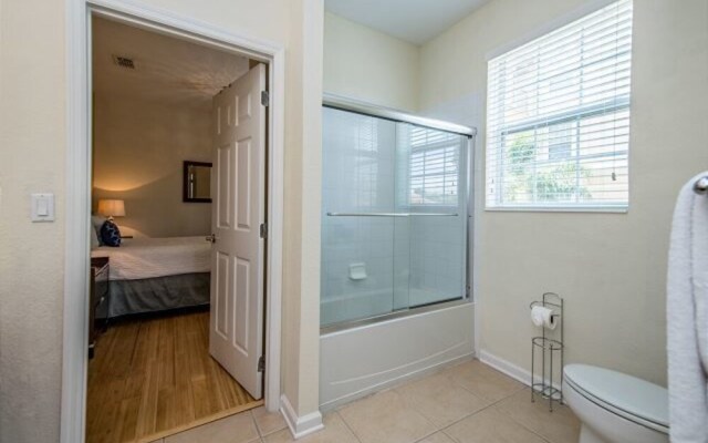 4114 Breakview Drive #206