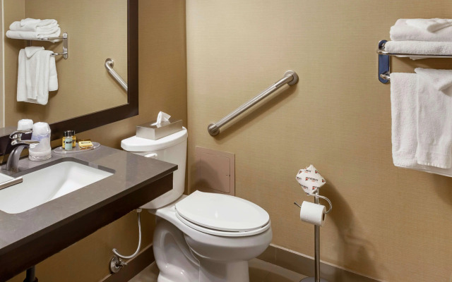 Best Western Plus Leamington Hotel & Conference Centre