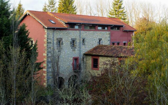 Hotel Rural Molino De Luna