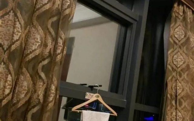 Vienna Longgang Hotel