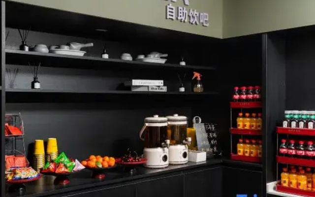 Lazy Unmanned Hotel Foshan Qiandeng Lake Xiyue Subway Station