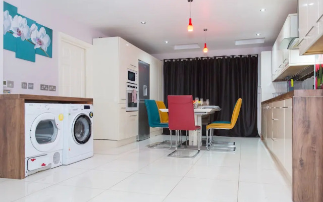 Langley Guest House