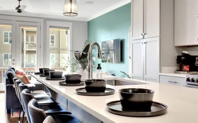 Near Gulch 12 South Book Luxury Now