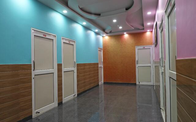 OYO 43961 Hotel Yatra