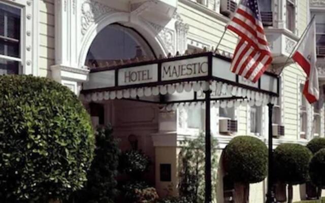 Hotel Majestic