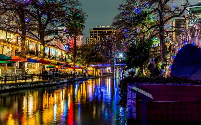 Grand Hyatt San Antonio River Walk