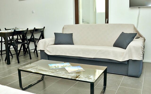 Lozna Residence 31460