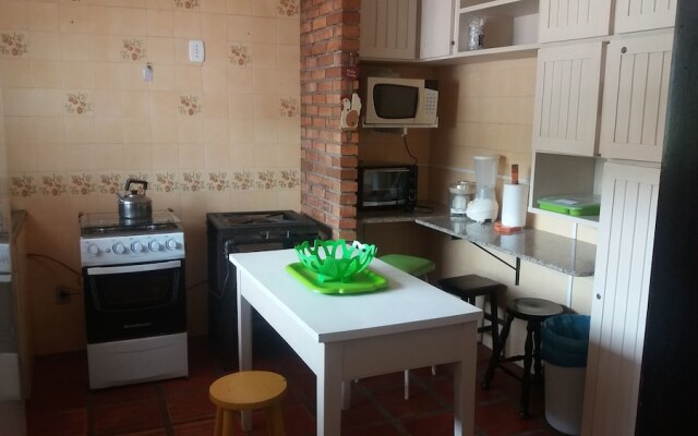 Bela e Aconchegante Residência