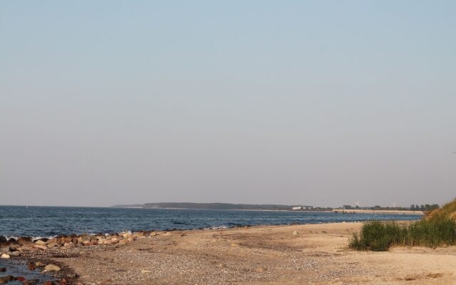 Bright Apartment in Blowatz Near the Sea Beach