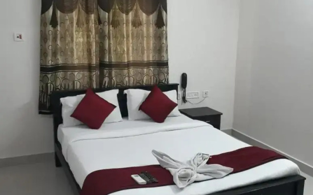 The Posh Residency, Ecr