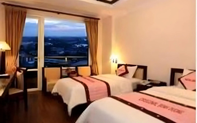 Sunny C Hotel