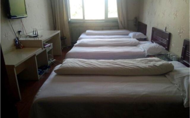 Zhalantun Jianxin Business Hotel