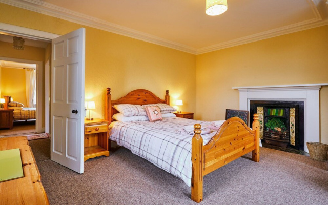 West Lodge