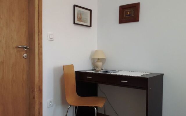 Apartment & rooms Danijel