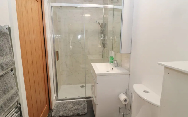 The Hideaway at Hollyoak