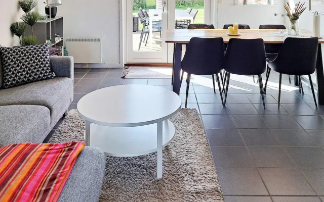 6 Person Holiday Home in Hadsund
